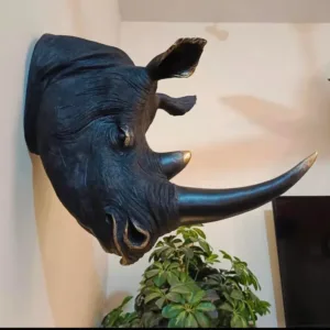 Rhino Crest Wall-Mounted Rhino Sculpture - 21 Inch Black Gold Geometric Resin Rhino Head Wall Decor Trophy
